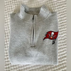 Men's Tampa Bay Buccaneers Quarter-Zip Long-sleeve Pullover Sweatshirt